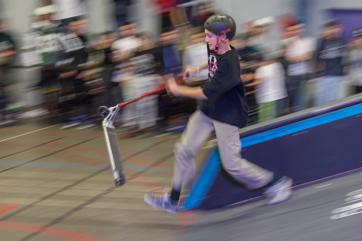 Mouvement en trottinette. Laurent Grumbach